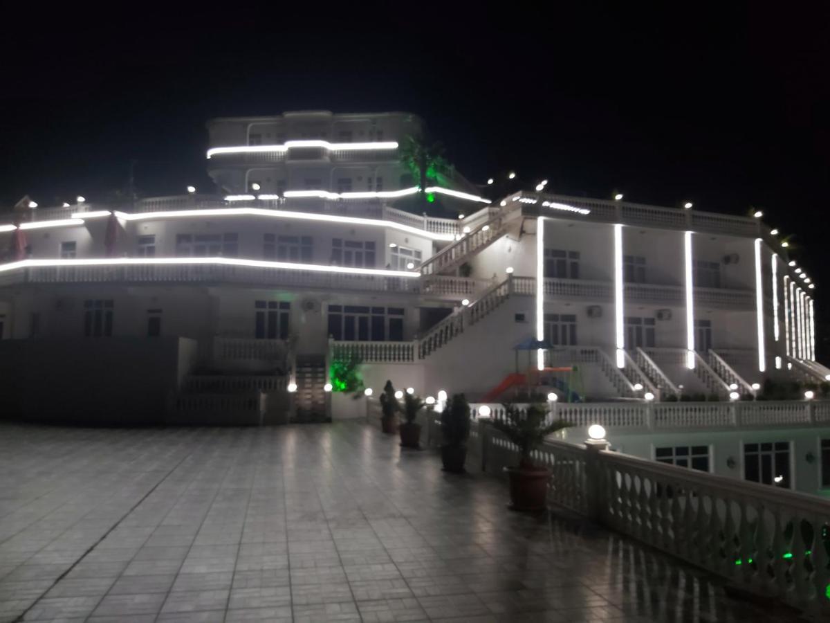 Отель Zura Квариати Экстерьер фото